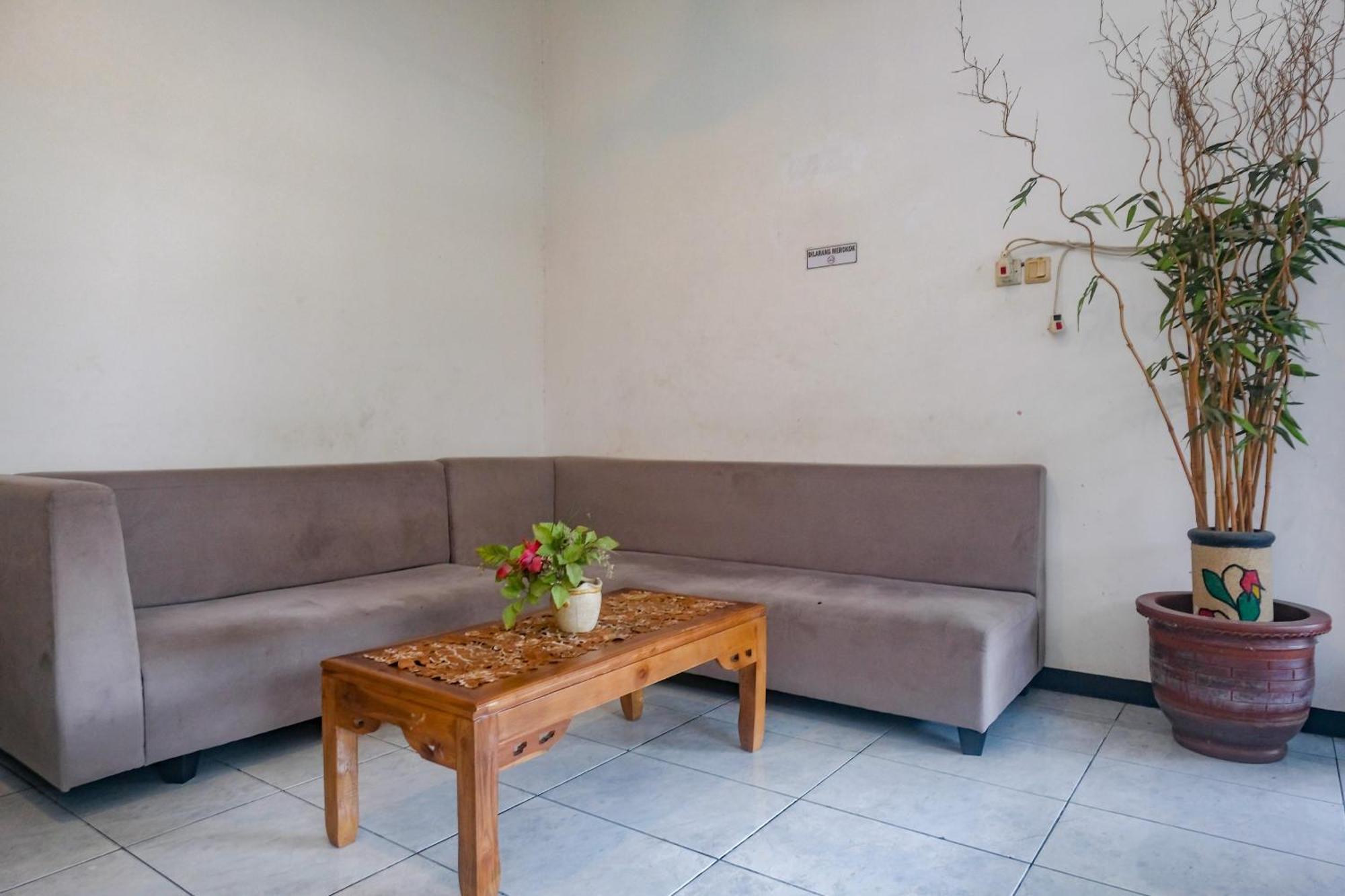 Reddoorz At Mayang Garini 2 Borobudur Magelang Luaran gambar