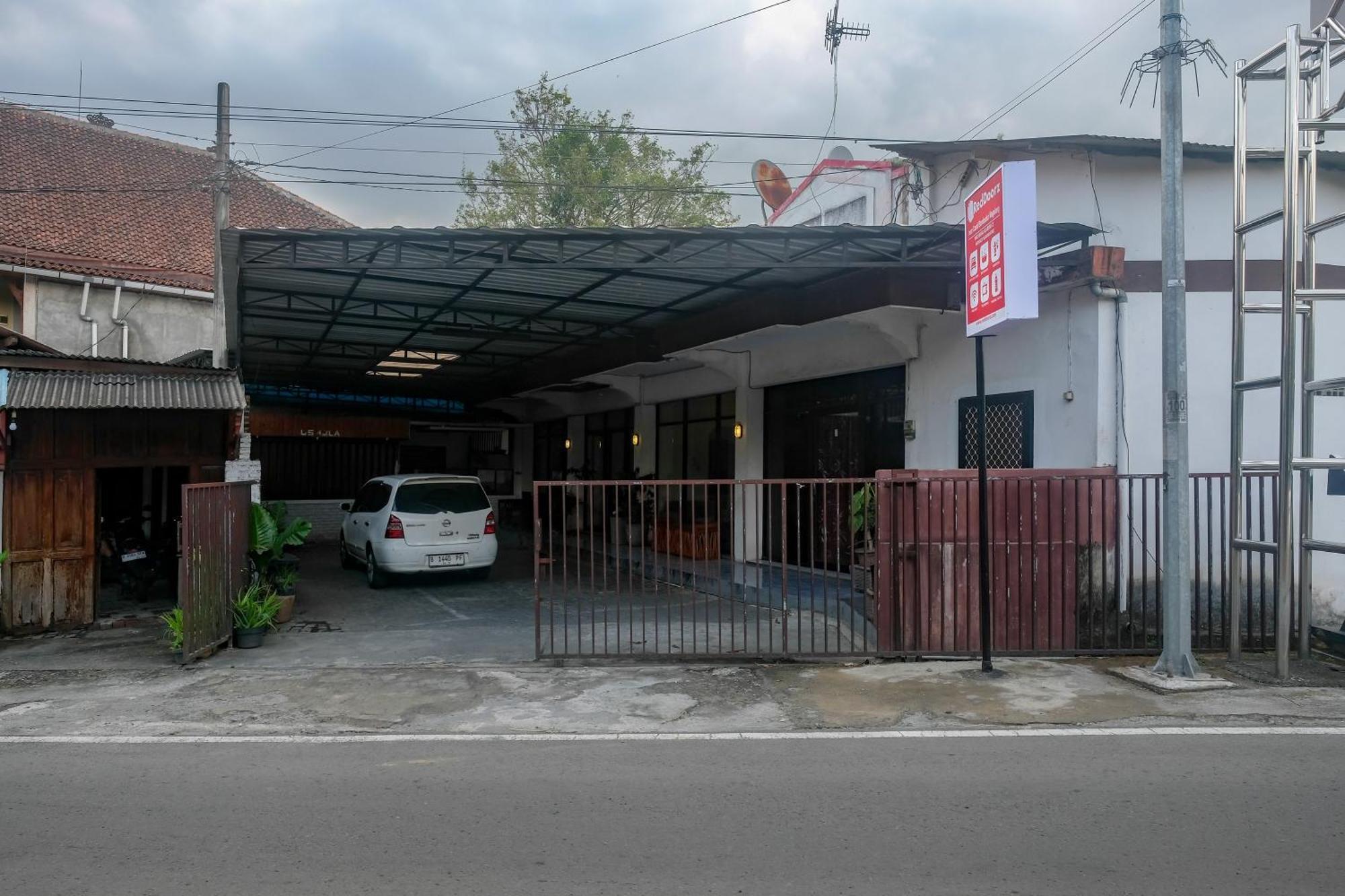 Reddoorz At Mayang Garini 2 Borobudur Magelang Luaran gambar