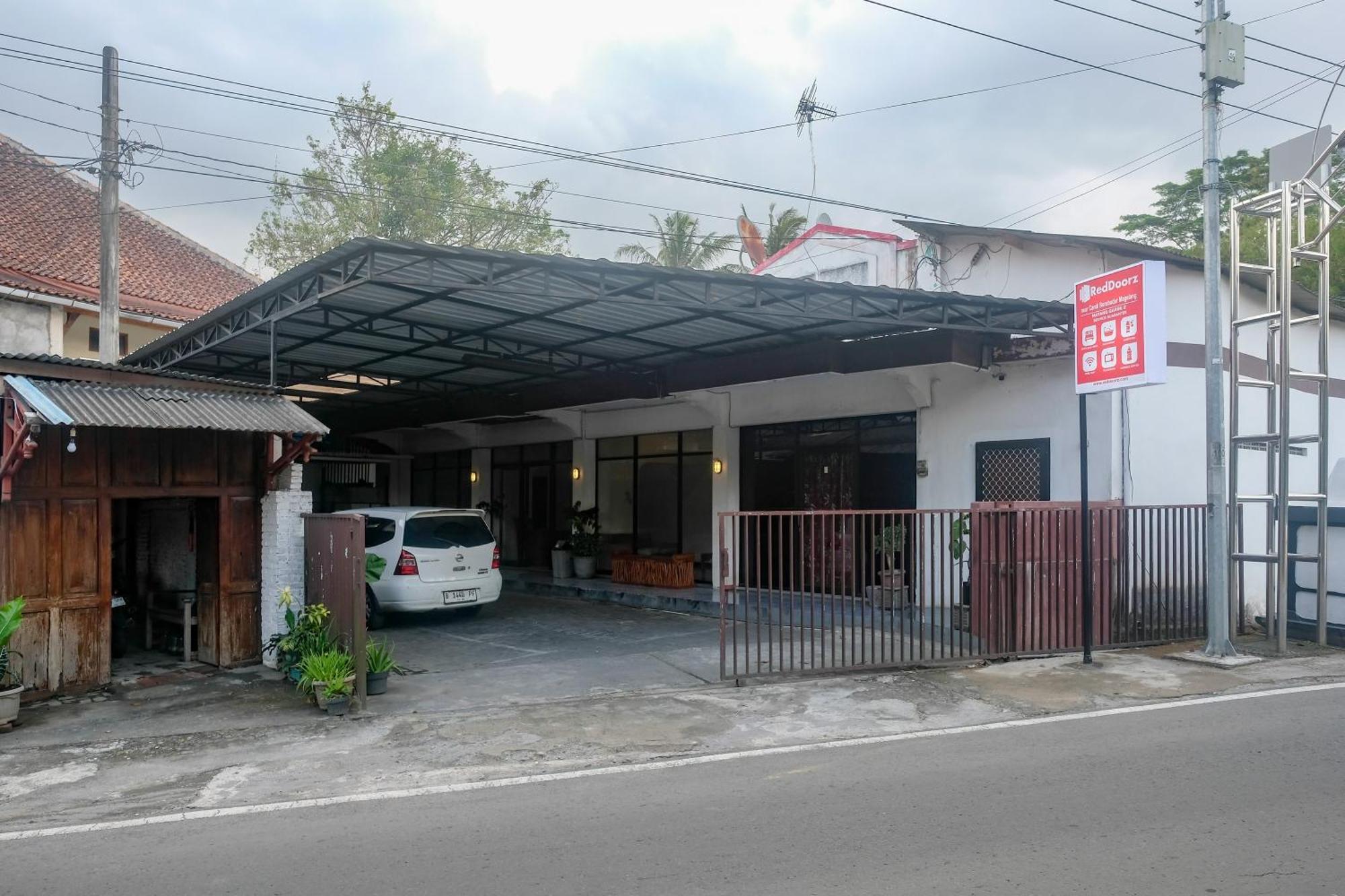 Reddoorz At Mayang Garini 2 Borobudur Magelang Luaran gambar